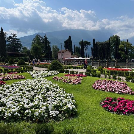 Palazzo Riccamboni Apartment Riva del Garda Exterior photo