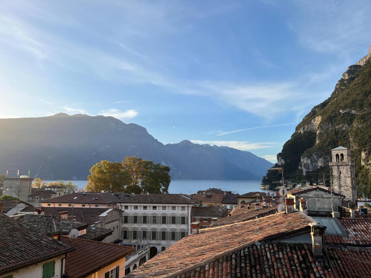 Palazzo Riccamboni Apartment Riva del Garda Exterior photo