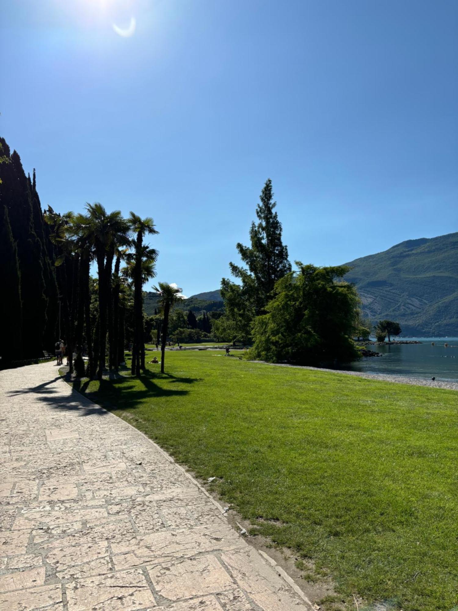 Palazzo Riccamboni Apartment Riva del Garda Exterior photo