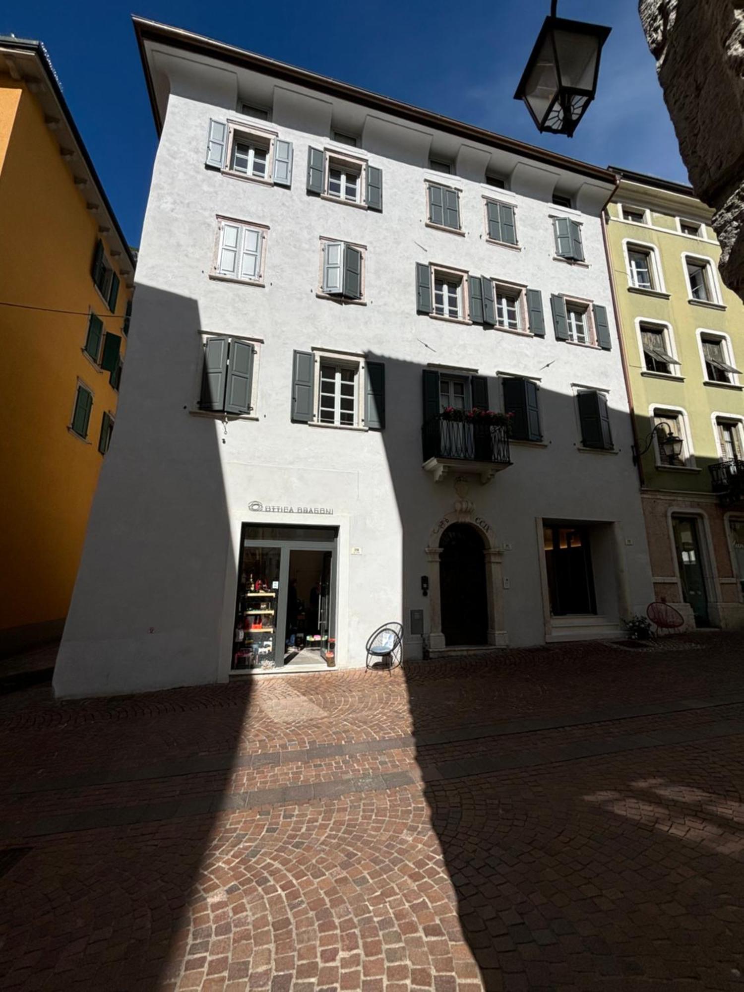 Palazzo Riccamboni Apartment Riva del Garda Exterior photo