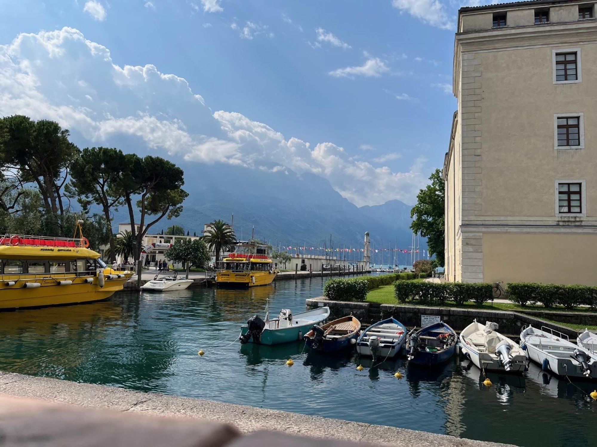 Palazzo Riccamboni Apartment Riva del Garda Exterior photo