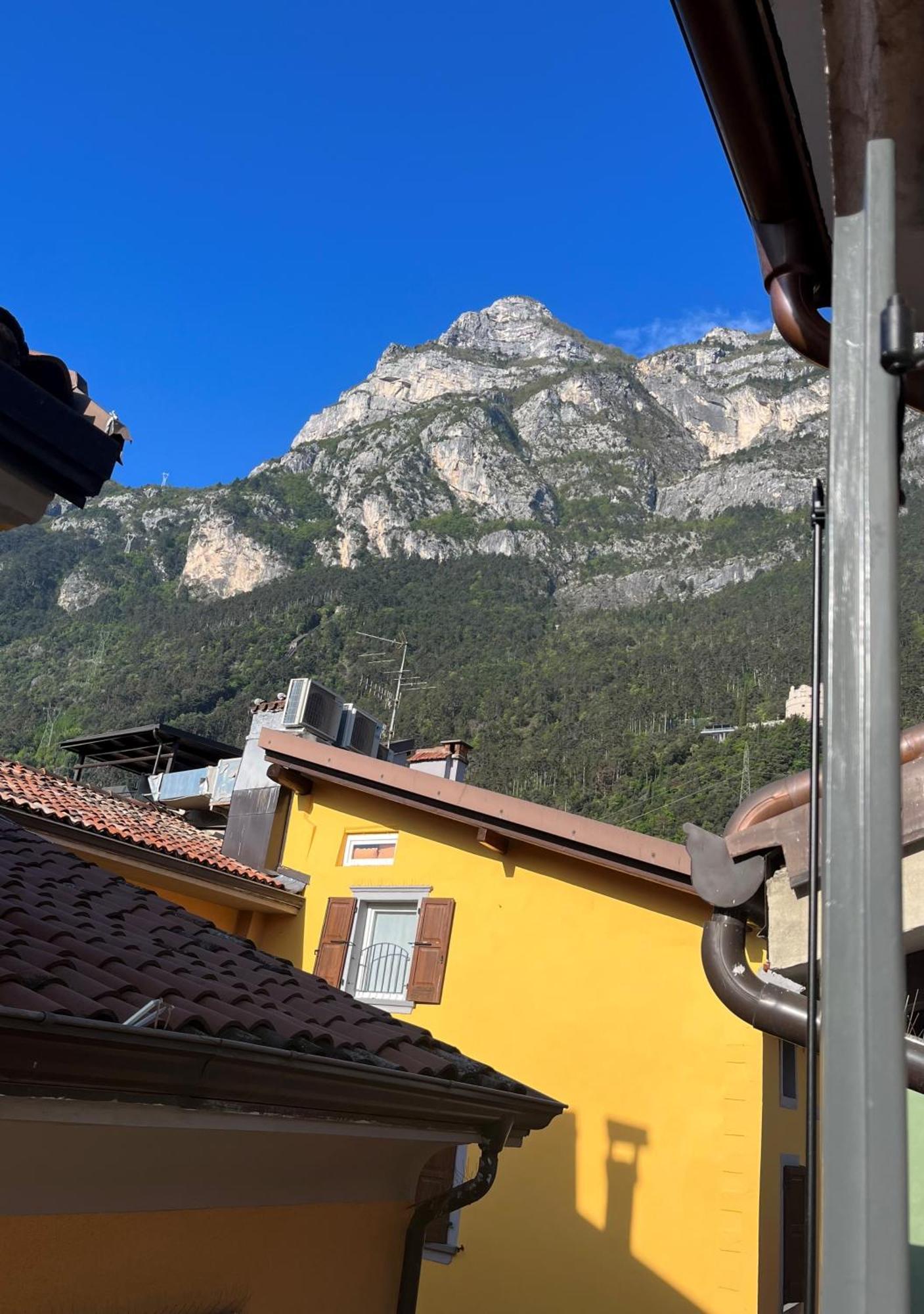 Palazzo Riccamboni Apartment Riva del Garda Exterior photo
